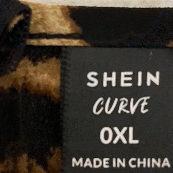 Cheetah dress - Picture 2 of 2